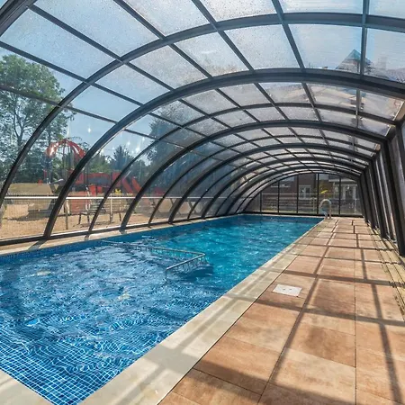 Baltic Garden &sztutowo&basen 아파트